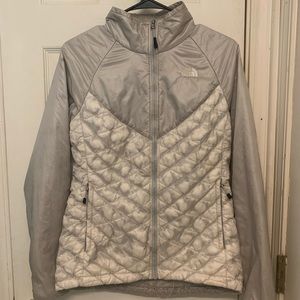 Women’s TheNorthFace Jacket - THERMOBALL
